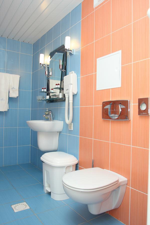 Slavinasport Hotel Zhlobin Bagian luar foto